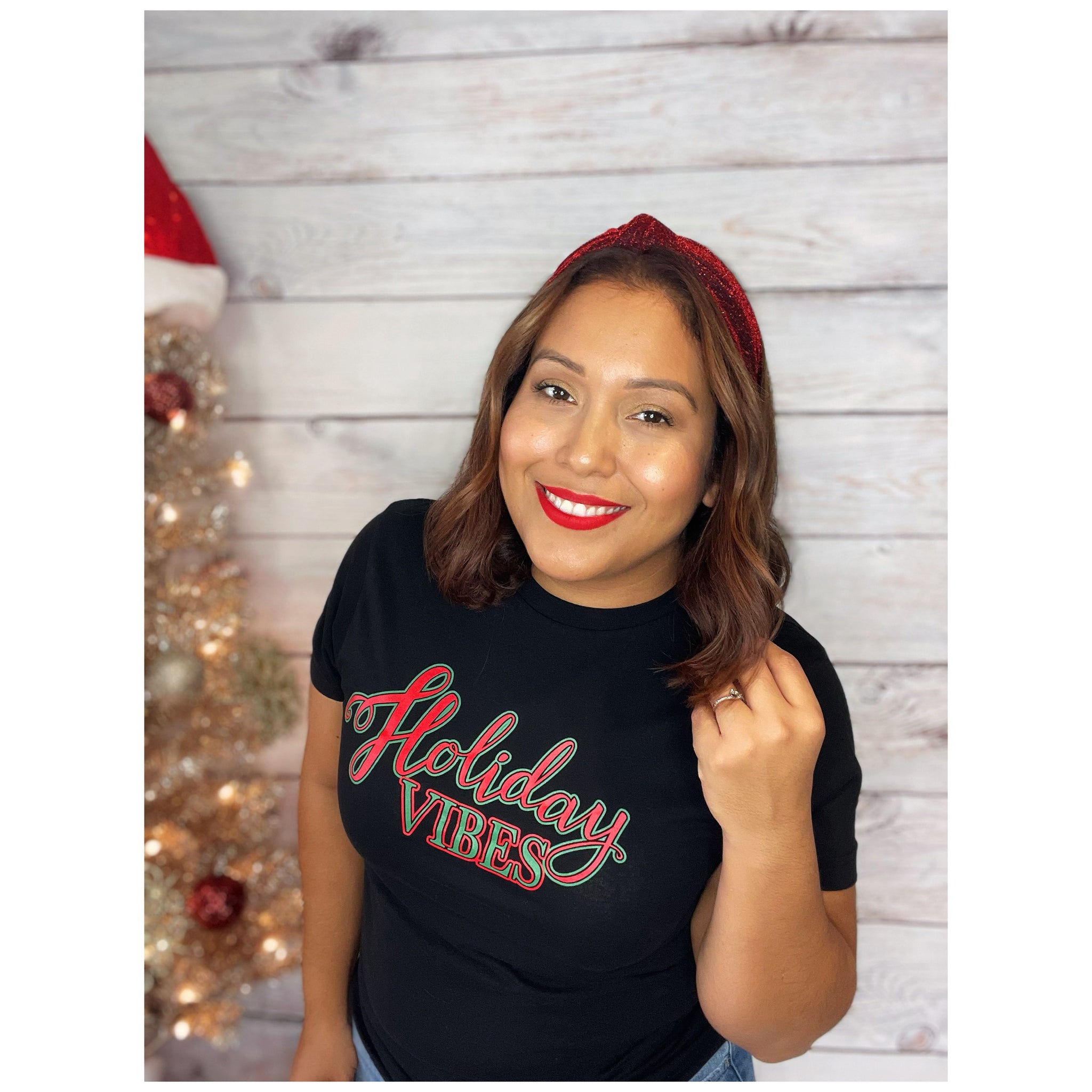 Holiday Vibes Tee